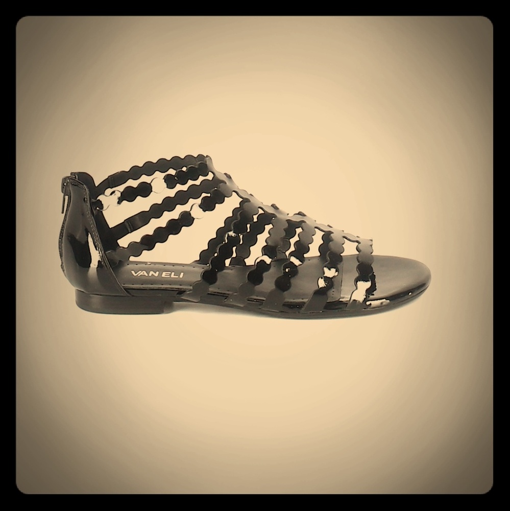 Vaneli Black sandals